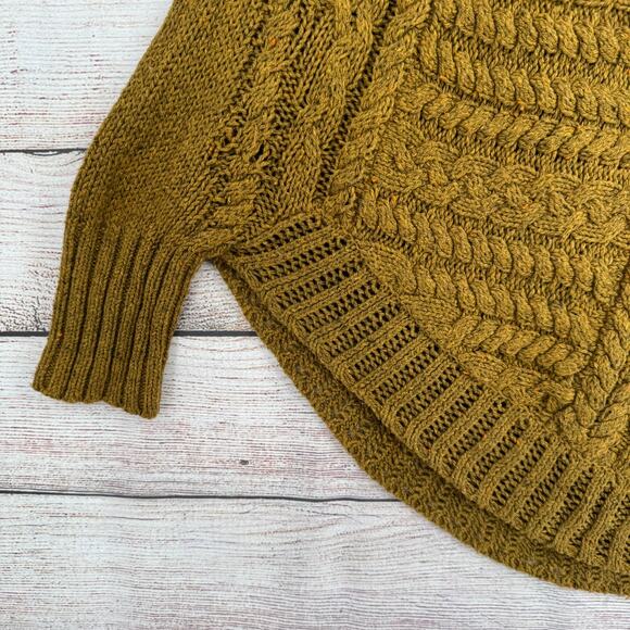 Angel of the North Anthropologie Curved Cables Poncho Sweater Womens XS Green - Picture 4 of 10